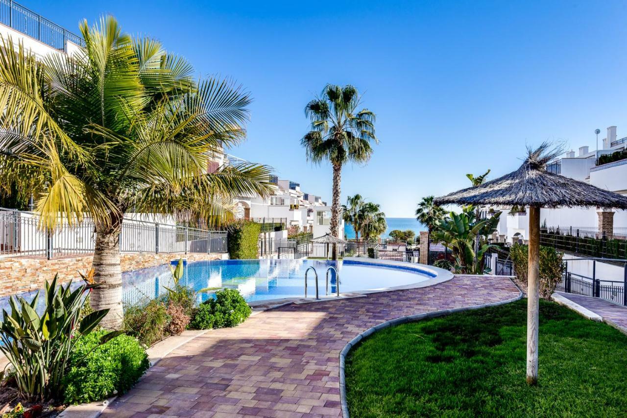 Azul Beach - La Mata Apartment Торевиеха Екстериор снимка