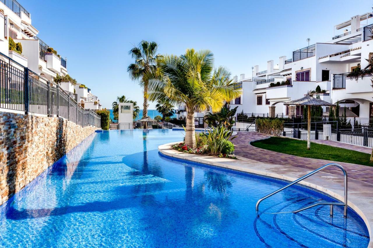 Azul Beach - La Mata Apartment Торевиеха Екстериор снимка